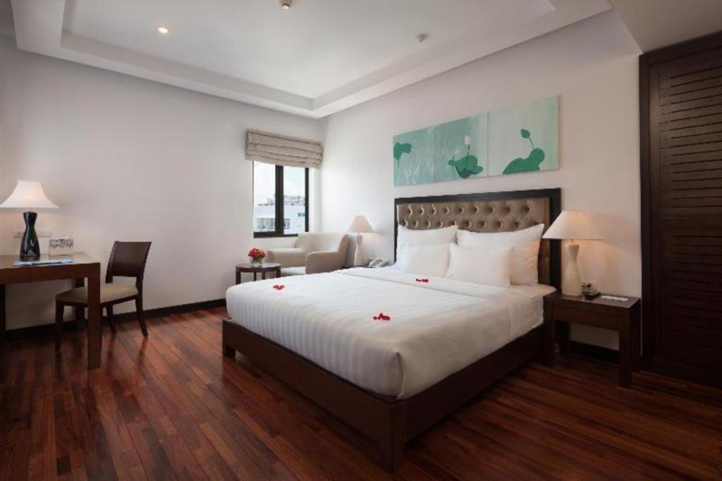 Legendsea Hotel Nha Trang Exterior photo